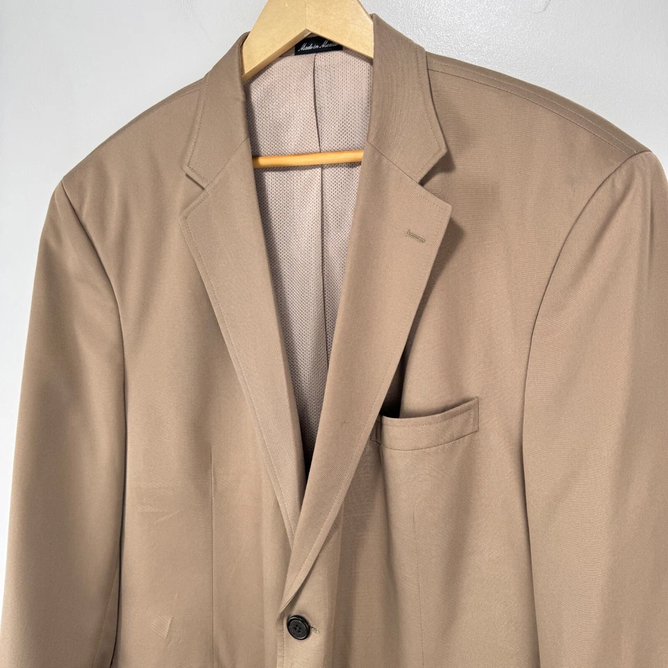 Blazer masculino TravelSmith microfibra 48R bronzeado jaqueta com 2 botões bolsos com zíper viagem - Imagem 3 de 4