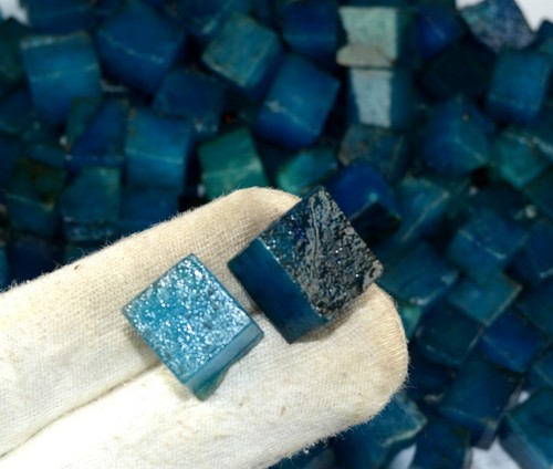 250 Ct Cube/Square Shape Aqua Blue Aquamarine Natural Gems Rough Lot SQ155 - Picture 8 of 8