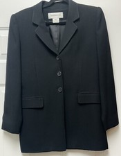 Jones New York Black Blazer 3 Button Closure Size 6 Lined Pockets Poly Fabric