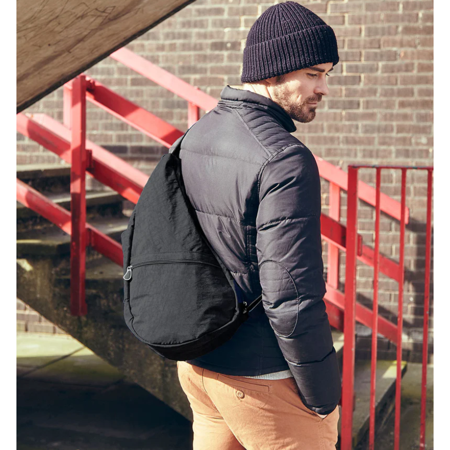 Ameribag Healthy Back Bag Tote Black Sling Backpack  display picture 1