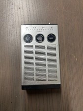 Sony TR-817 – Elegantes Vintage Transistorradio – Sammlerstück