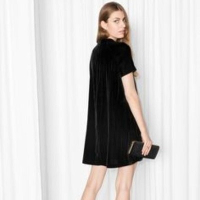 Mock Neck Velvet Dress Black 