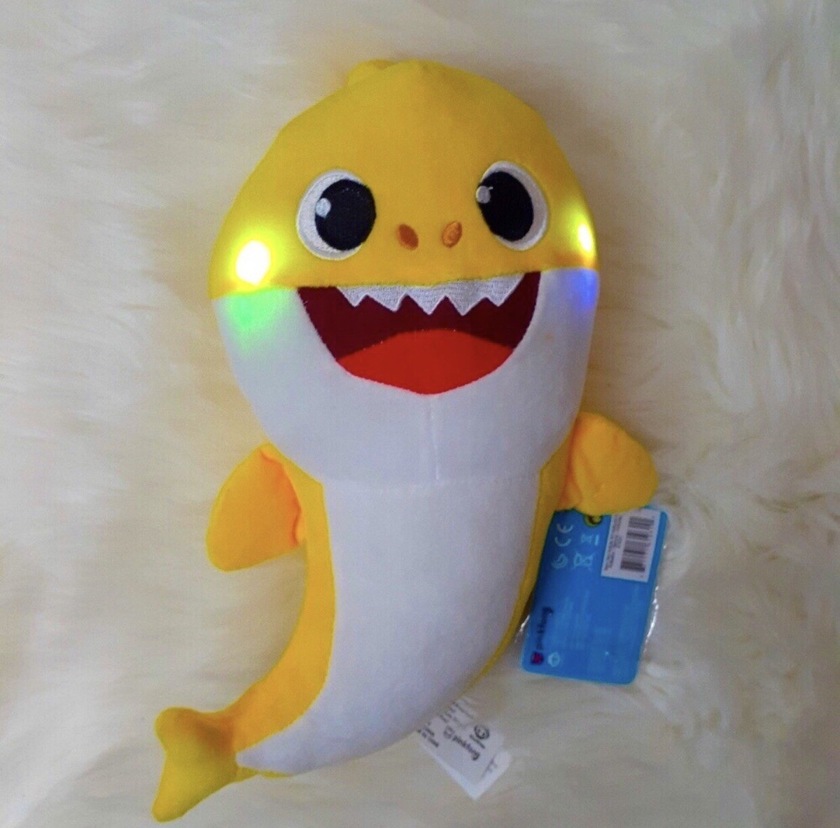 Pinkfong Baby Shark Plush Toy R Us WowWee Pinkfong Baby Shark
