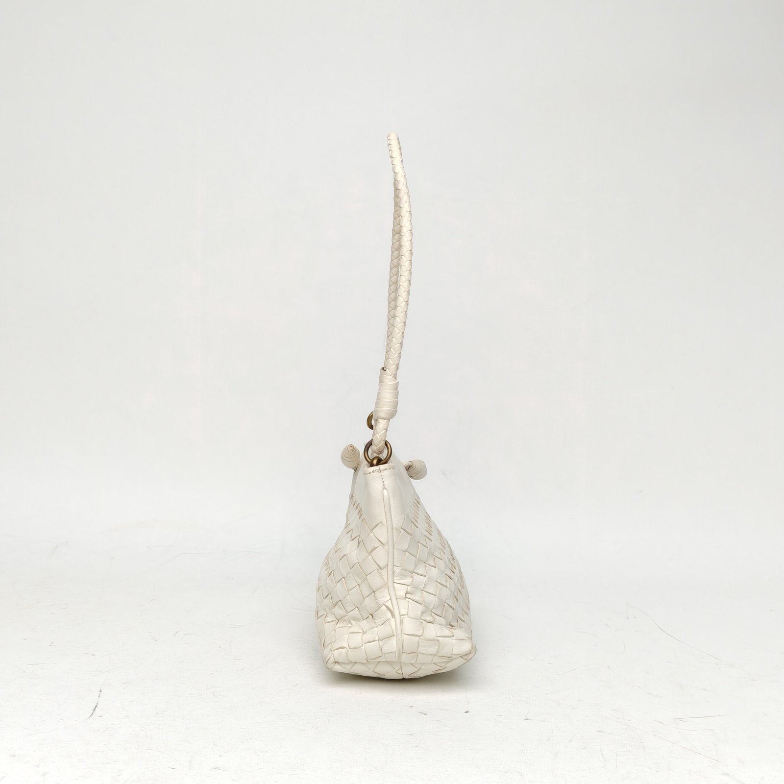 BOTTEGA VENETA Classic Woven Shoulder Bag White Lambskin P206537872 thumbnail 5