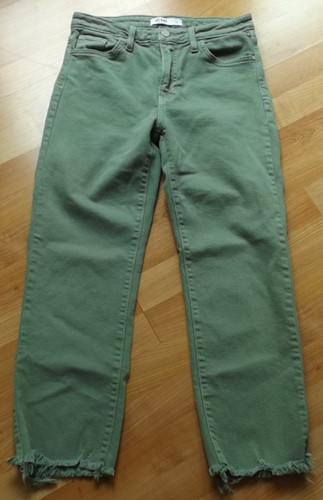 Ladies JUST DENIM Size 28 Green Distressed Raw Hem Cropped Denim Jeans 26 Length