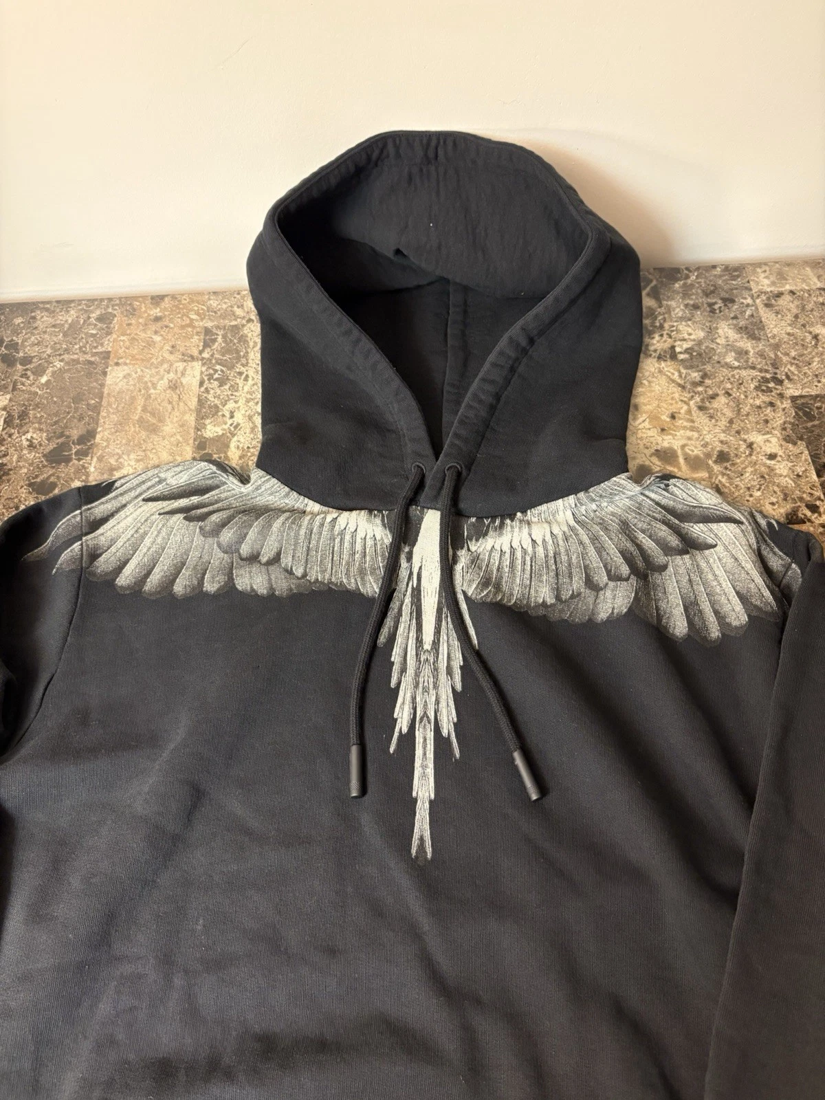 Felpa con cappuccio Marcelo Burlon Wings nera grigia grande nuova