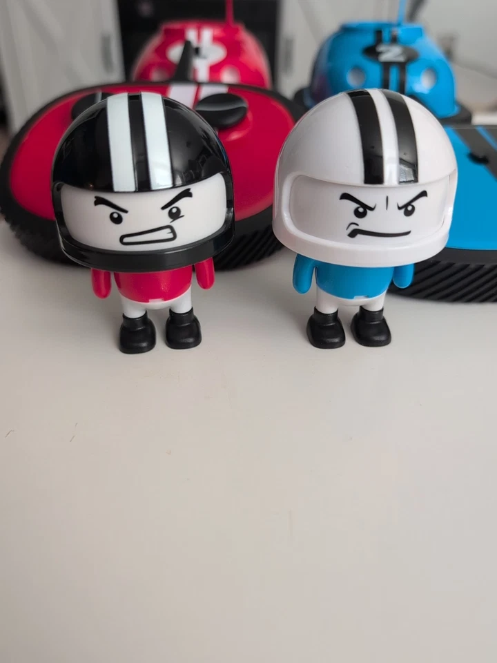 Sharper Image Road Rage RC Speed Bumper Cars Ejection Drivers, NWOB - Image 4 of 4