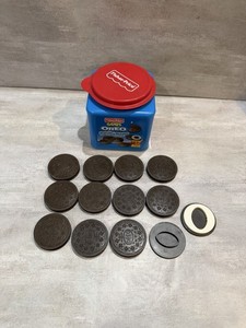 Fisher-Price OREO Matchin' Middles Game Dated 2001 Complete VINTAGE