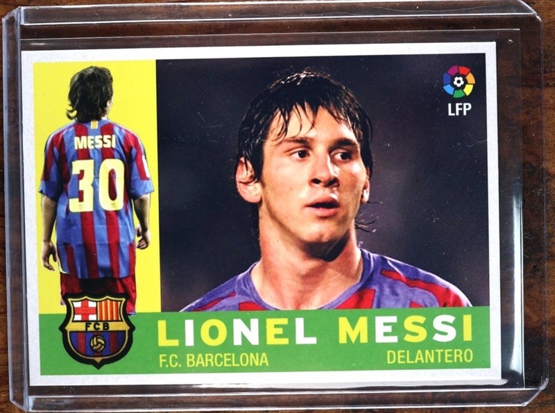 2004 Lionel Messi Futura Rookie Card Retro Soccer Card SSP Super Clean!! 