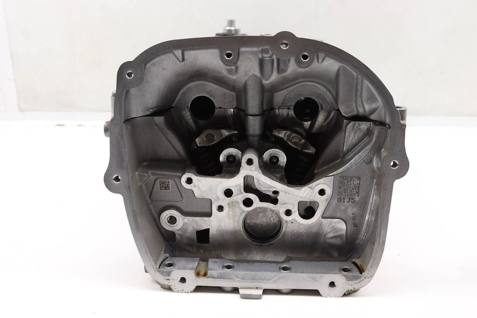 2022-2024 AUDI A3 QUATTRO 2.0L - Cabeça de cilindro do motor 06Q103063F - Imagem 2 de 4