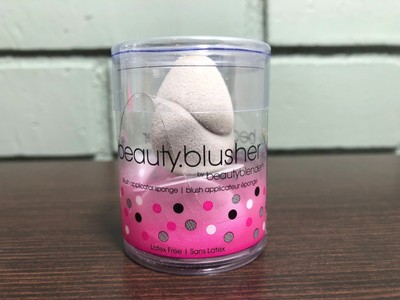 beautyblender blusher