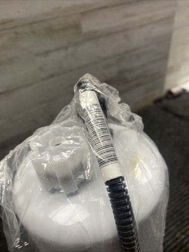 New Fuel Filter Wix 533692 - Picture 6 of 12