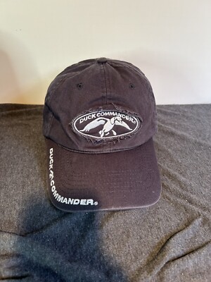 Duck Commander Duck Dynasty Navy Hat  Cap Tattered Patch Hunting Strapback HB5