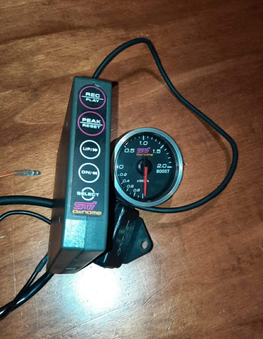 Foto 1 di 9