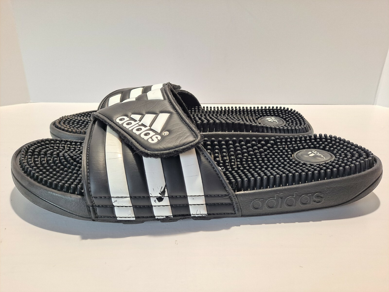 adidas slides size 15