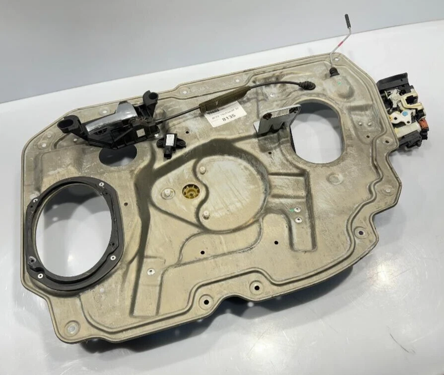 2005-2007 FORD FREESTYLE RIGHT FRONT DOOR WINDOW REGULATOR w/PANEL GENUINE OEM - Image 2 of 4