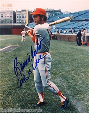BERNIE CARBO~ST. LOUIS CARDINALS BASEBALL-Autographed 8 x 10 Picture w/ COA