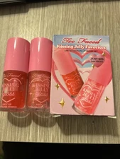 Too Faced  Kissing Jelly Favorites Lip Gloss Set Limited Edition New in Box 💋💋