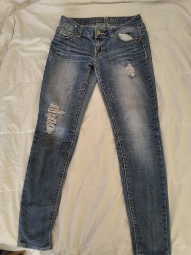 Women's Almost Famous Brand Distressed Blue Jeans (see pics for sizing)