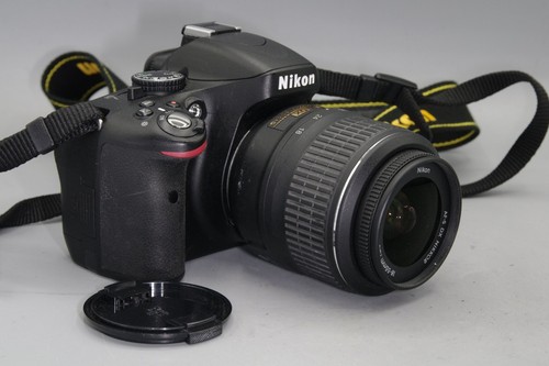 Nikon D5100 16.2MP DSLR wit 18-55mm Lens +Battery - Excellent - S/C 1635 - Picture 3 of 8