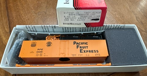 Kit Intermountain HO #41704P-12 Frigorífico Coche PFE 44200 UP/SP Premium Line NY | Zustand: New