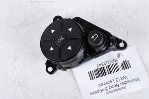 Mercedes Benz E-Klasse W212 Lenkrad Multifunktionstasten links A2048210151