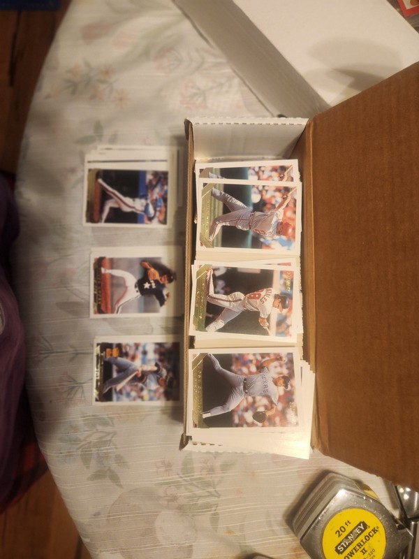Lot Of 491 Gold 1993 Topps Baseball Cards