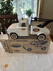 Tonka No. 18 Wrecker Truck With Box