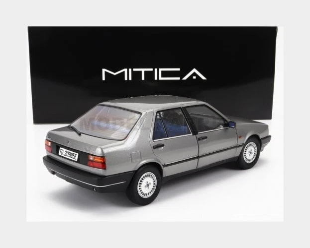 MITICA 201001-D FIAT - CROMA 2.0 TURBO IE 1985 - POLAR GREY MET 683 - 1/18 - Immagine 2 di 2