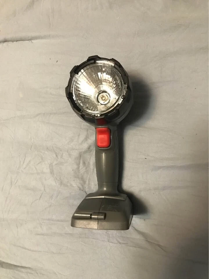 CABLE PORTER LINTERNA INALÁMBRICA 18V PC1800L LUZ DE TRABAJO -SOLO HERRAMIENTA Foto 4 de 4