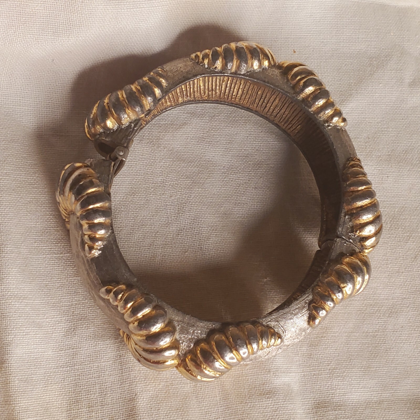 60s KJL Kenneth Jay Lane Satin Two Tone Mogul Mug… - image 11