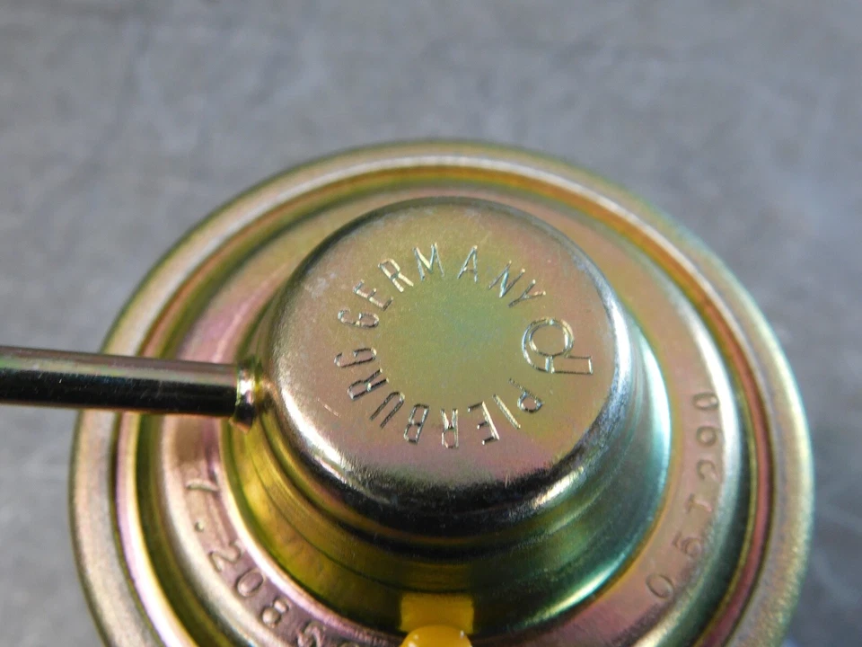 R107 560SL 86-89 COLECTOR DE ESCAPE VÁLVULA EGR 0011409860 / 0001408360 - NUEVO Foto 3 de 4