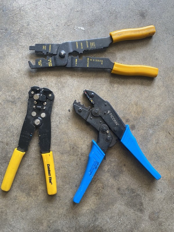 Lot of 3 Wire Cutters Wire Cutting Pliers