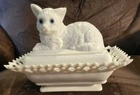 Vintage Westmoreland Milk Glass  Cat On Nest W Blue Eyes Rectangle Candy Dish