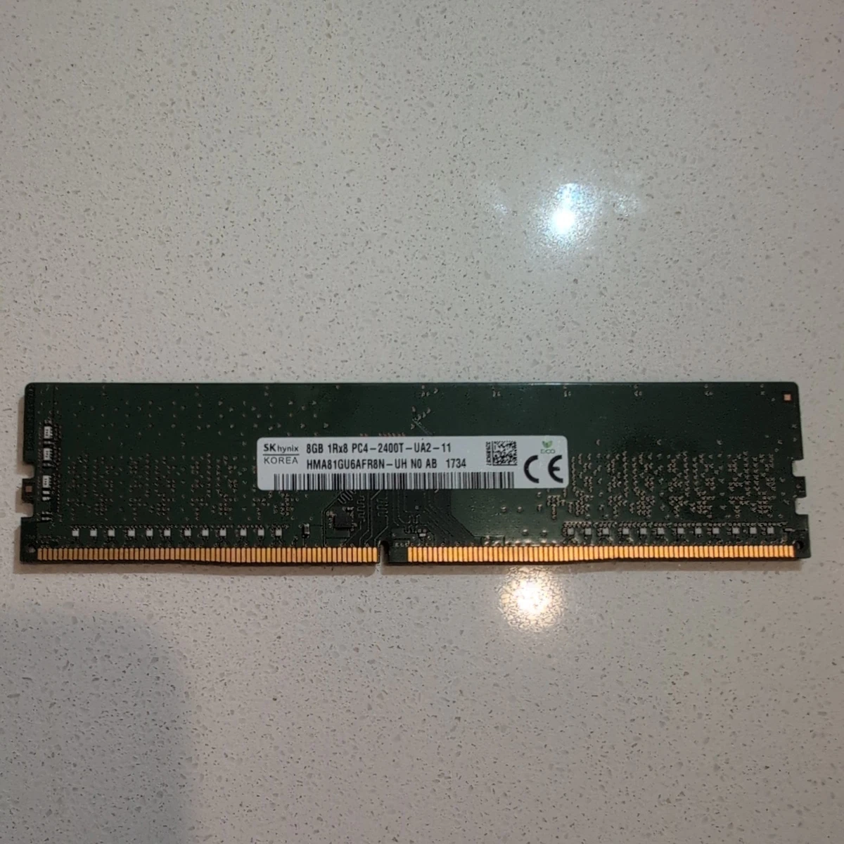 SK hynix Computer PC4-21300 (DDR4-2666) Bus Speed Memory (RAM) for