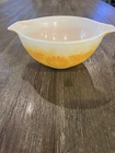 Vintage Pyrex Yellow Sunflower Daisy #442 Cinderella Nesting Mixing Bowl 1.5 QT