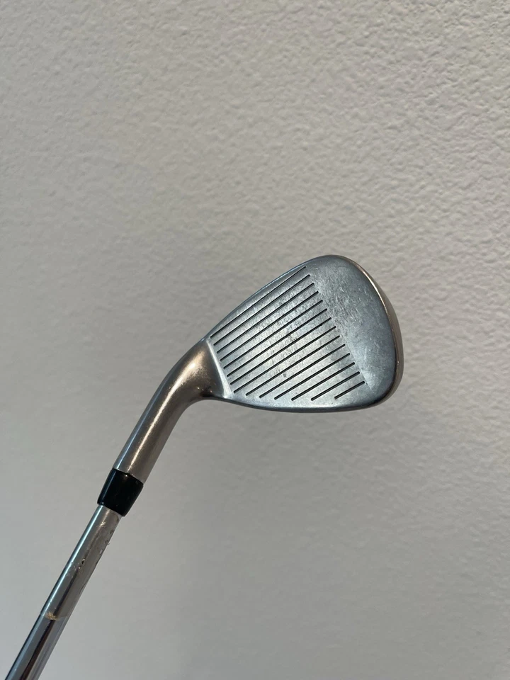 Club de Golf Callaway X2 Hot 9 Hierro Único Eje de Acero Regular para Diestros Foto 2 de 4