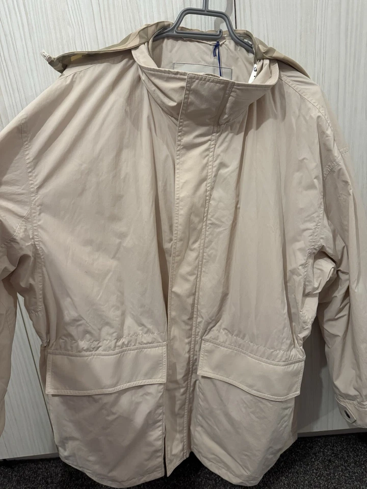 Woman’s Burberry Tartan Hoodied Zip Up Parka XL - Image 4 of 4