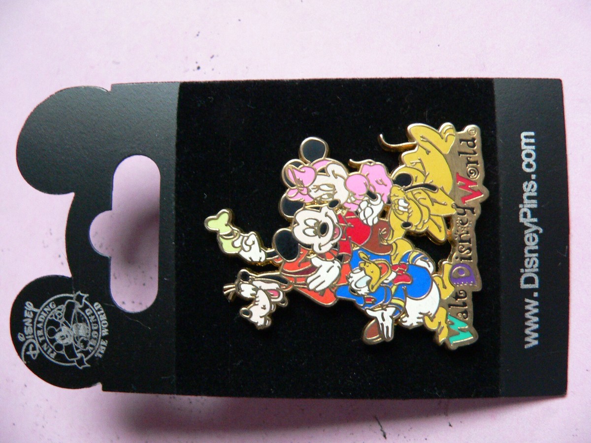 WDW 2006 - The Gang FAB 5 Mickey Minnie Goofy Donald Pluto Disney
