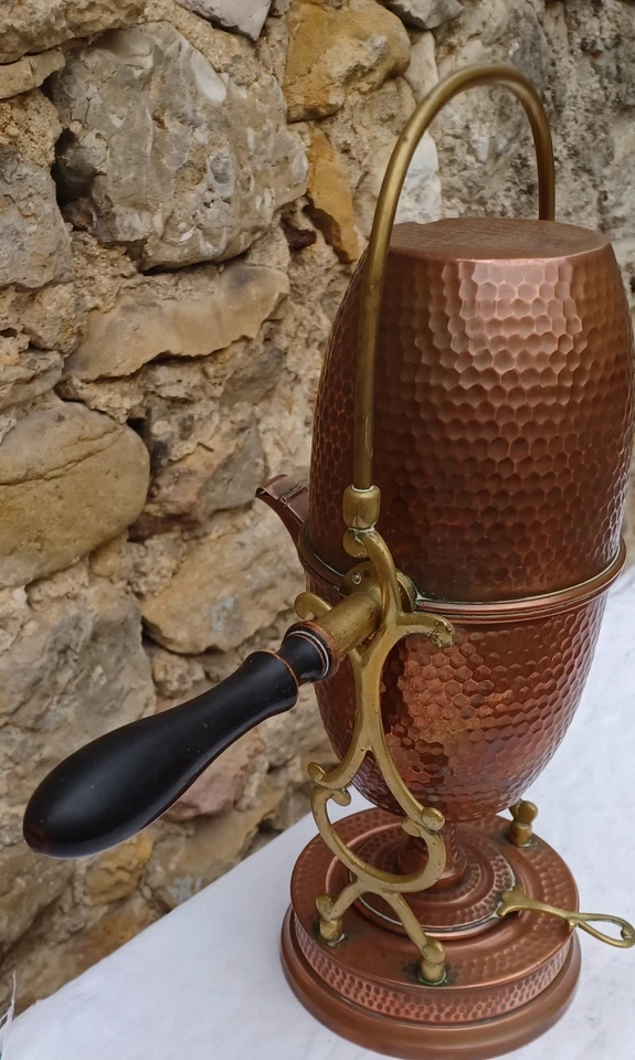 Cafetière france paris  vintage en cuivre martelé  déco samovar ancien - Photo 3/4