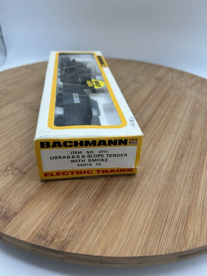 Vintage Bachman 5 HO Scale USRA 0-6-0 & Slope Tender Steam Locomotive A.T & S.F. - Image 4 of 4