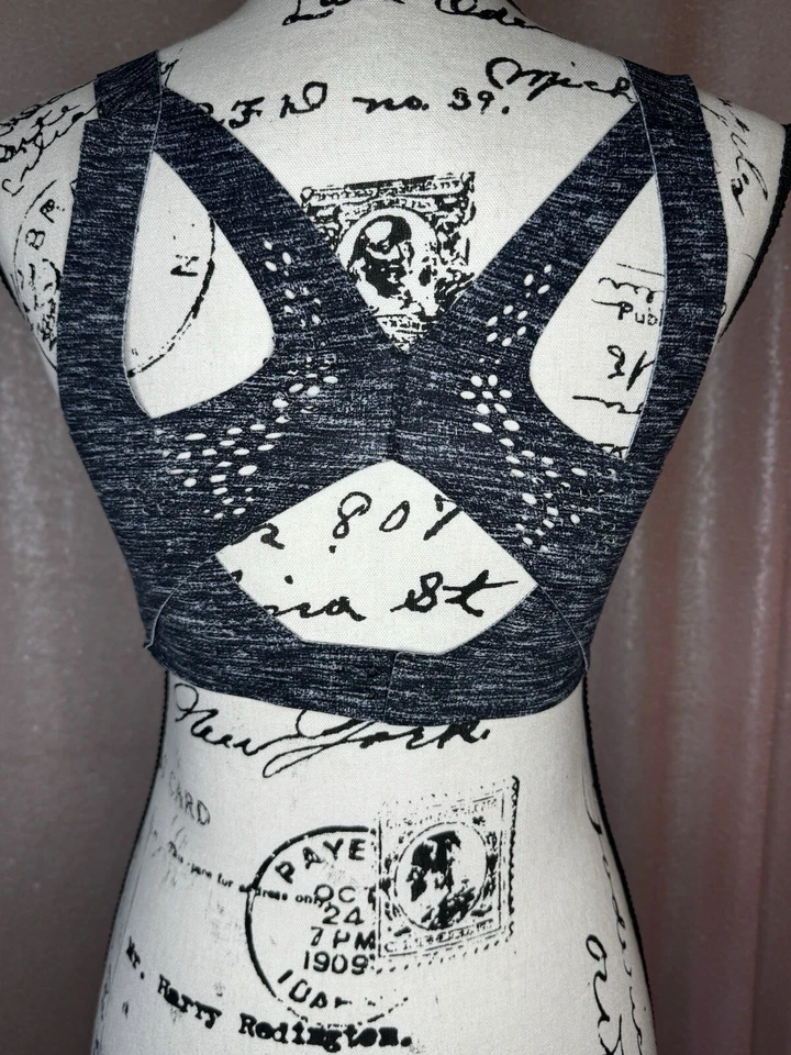 Victoria Sport Angel Max Wireless Bra 32DDD Gray Comfort High Impact Lined Logo - Image 3 of 4