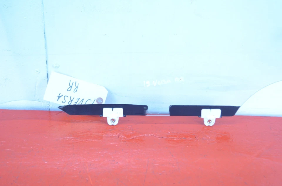 14-19 NISSAN VERSA NOTE REAR RIGHT PASSENGER SIDE DOOR WINDOW GLASS OEM - Image 4 of 4