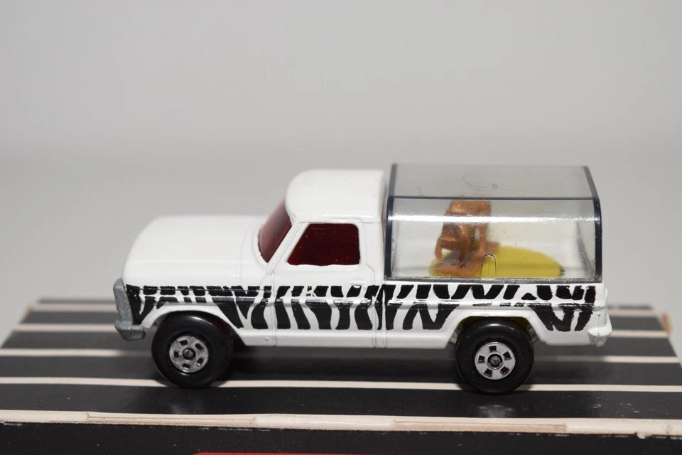 A94 1:64 3 INCH MATCHBOX LESNEY 57 WILD LIFE TRUCK ITALIAN ITALY BOX MIB RARE! - Image 3 of 4