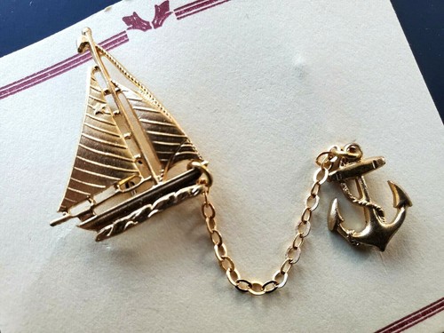 Spilla Vintage - Spilla Maglione Barca a Vela Nautica e Ancoraggio - Made in USA - Foto 2 di 9