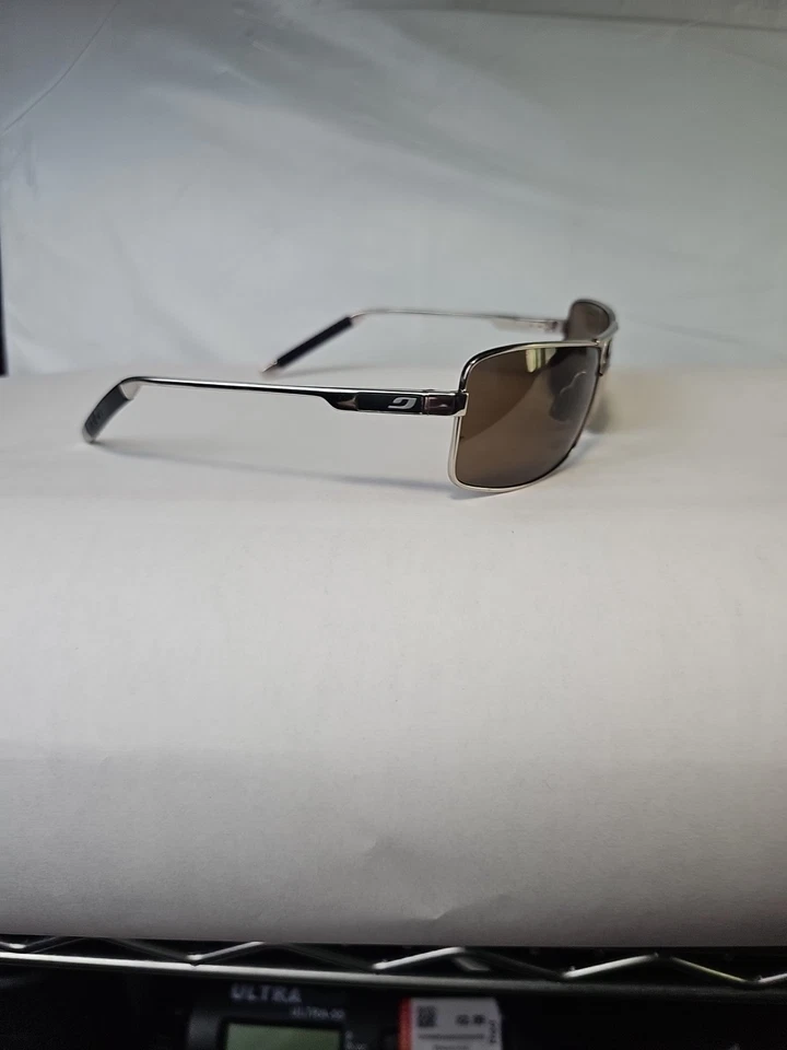 Julbo CORE / Falcon / Marco de gafas de sol / SOLO MARCO / Usado / Ver foto Foto 2 de 3