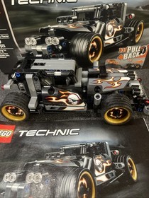 LEGO TECHNIC: Getaway Pullback Racer (42046) Complete set Pre-Owned Damaged box