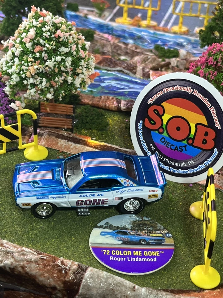 Dodge Roger Lindemood 1971 Johnny Lightning Color Me Gone coche divertido casi nuevo con moneda Foto 4 de 4