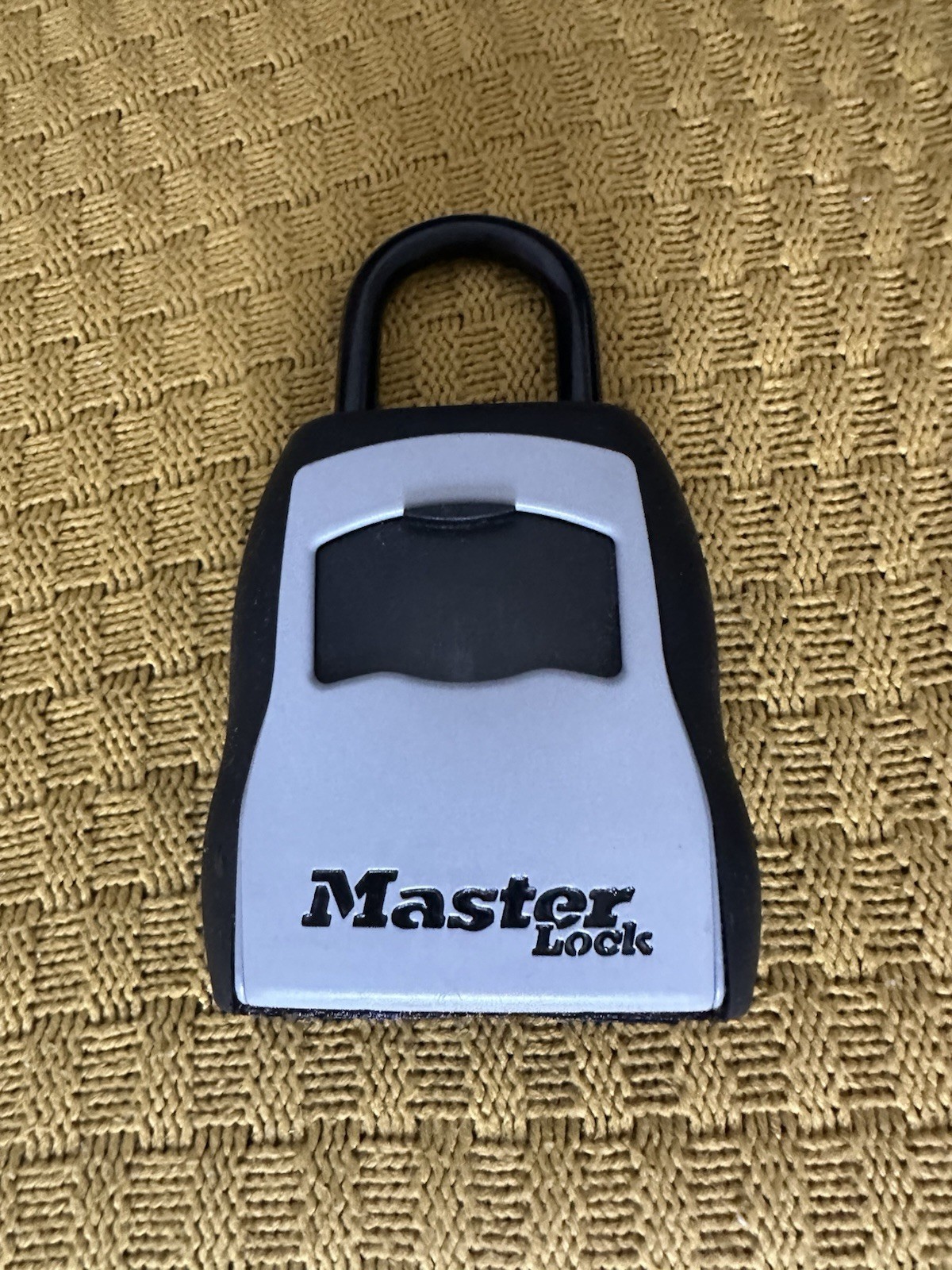 Master Lock Combination Coded Key Safe Box Storage Portable
