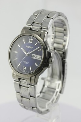 SEIKO 7N43-7B80 Quartz Titanium Navy Dial Men's Watch Working